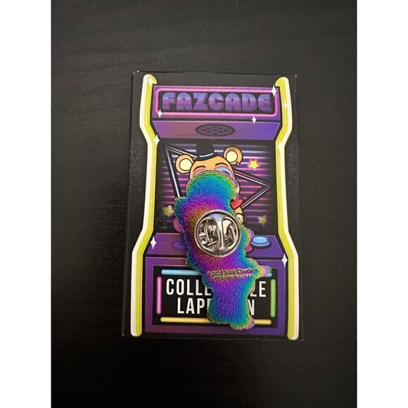 Five Nights At Freddy's: Security Breach Chica Blind Box Enamel Pin - Picture 2 of 2